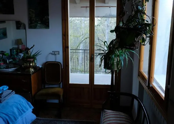 Emilia Escape Bed & Breakfast